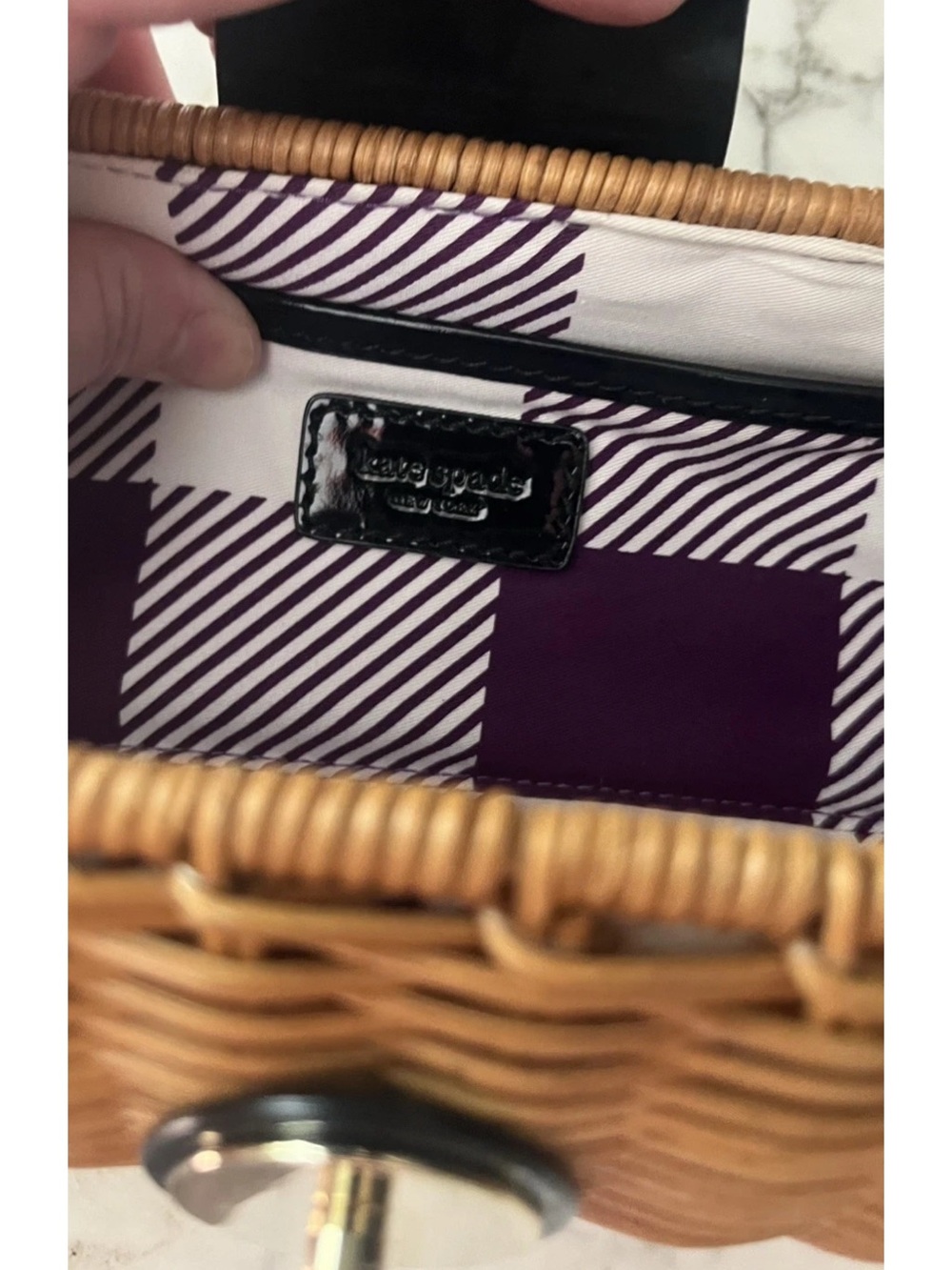 ♠️ KATE SPADE ♠️ Woven Straw Shoulder Bag with Black Leather Trim - Picture 12 of 16